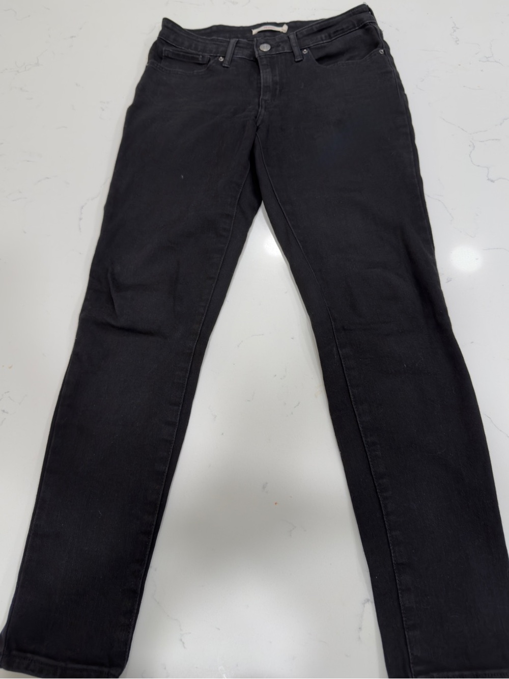 Levi’s 711 Skinny Jeans Black Denim Size 27 Used